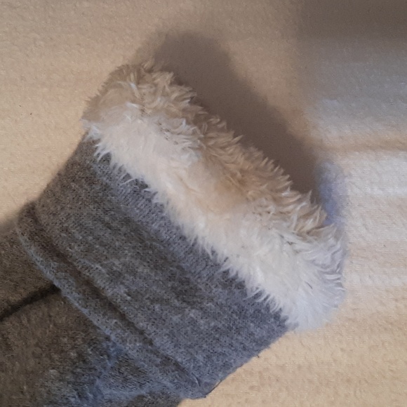  Fleece Hooded Jacket Outerwear - Picture 4 of 5